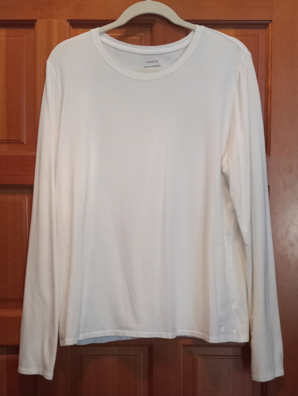 Classic Long-Sleeve Crewneck Top - White